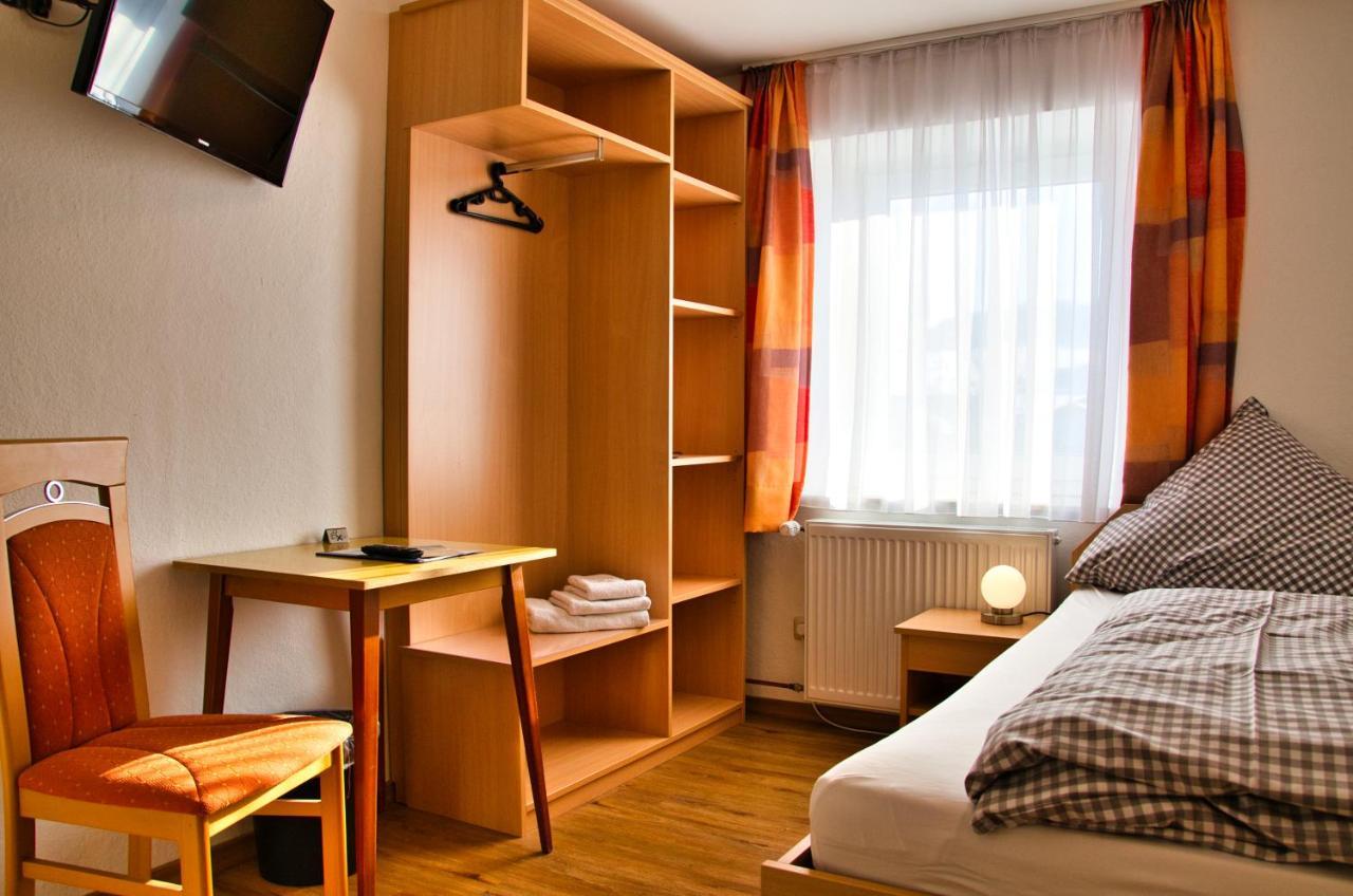 Eschlkam Hotel Gasthof Altmann מראה חיצוני תמונה