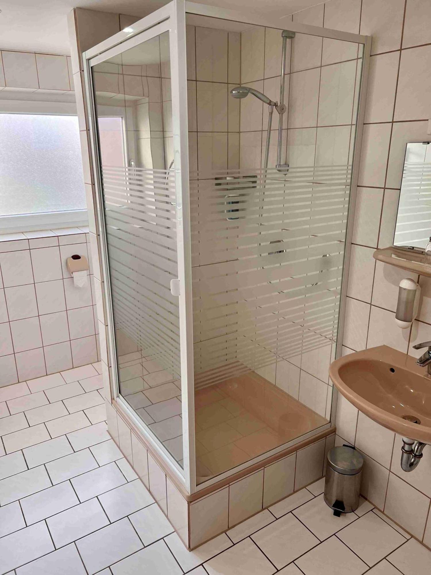 Eschlkam Hotel Gasthof Altmann מראה חיצוני תמונה