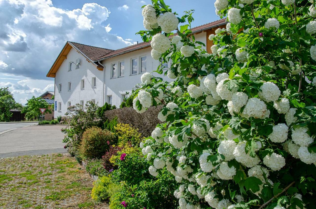 Eschlkam Hotel Gasthof Altmann מראה חיצוני תמונה